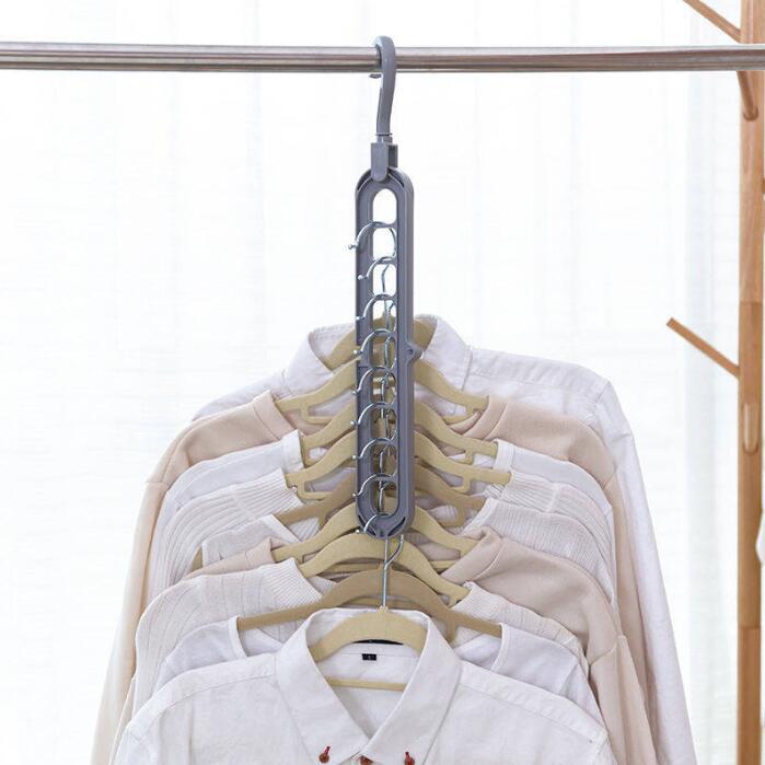 360° Rotating Clothes Hanger – Durable Plastic Hanger for Everyday Storage